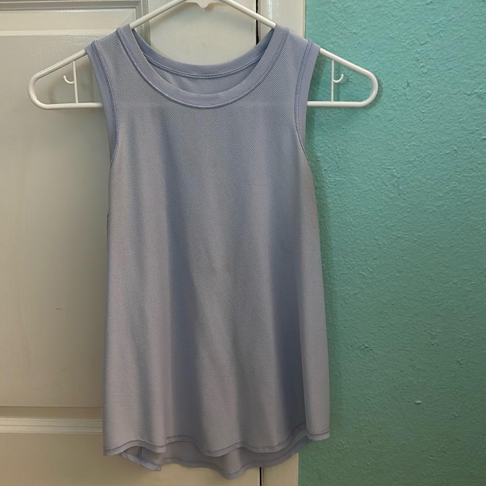 Light purple small lululemon tank